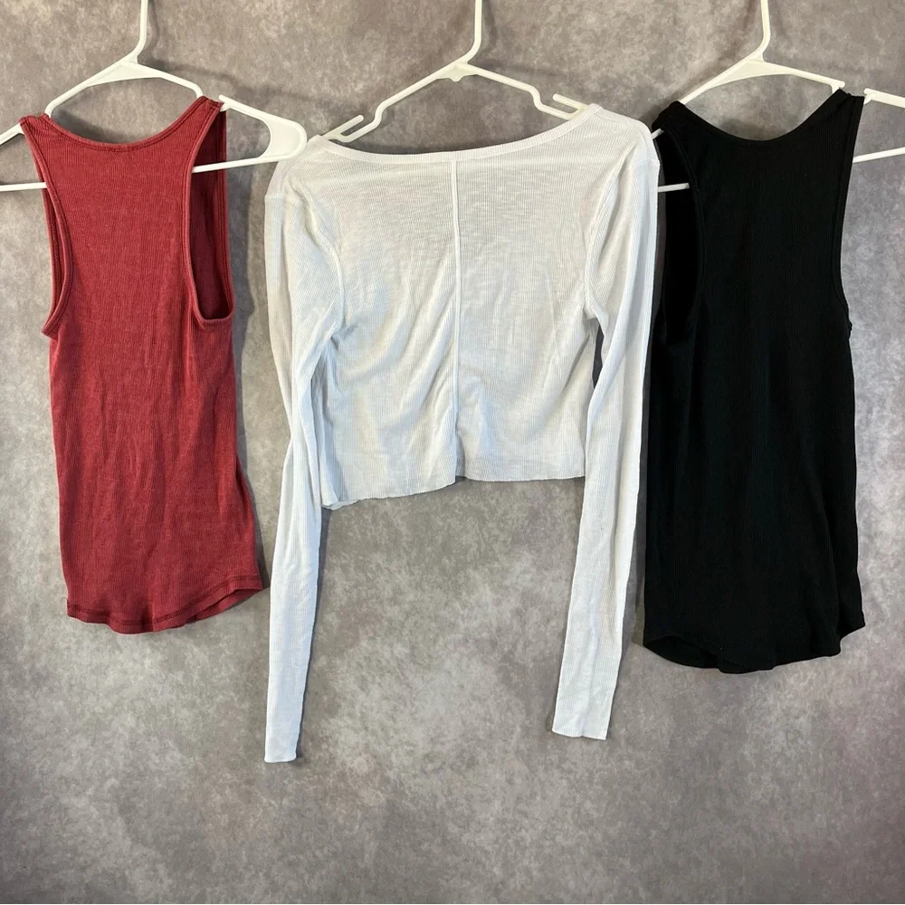 Intimately Free‎ People Womens Tops Shirts White Black Red Size M XS Lot Of 3
